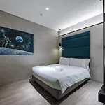 Waterfront Hotel