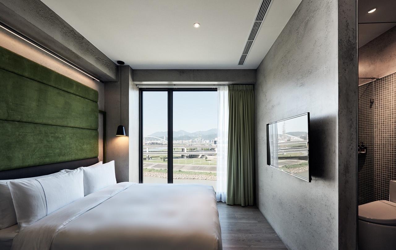 Hotel Waterfront Taipei